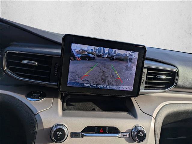 Used 2023 Ford Explorer XLT w/ Equipment Group 202A image 13