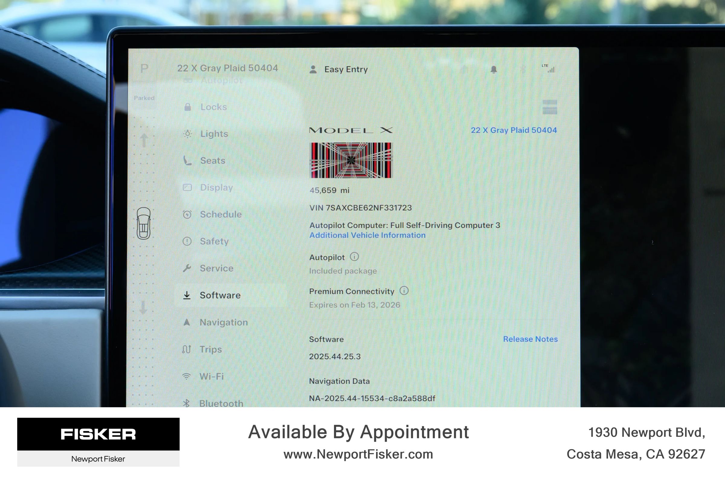 Used 2022 Tesla Model X Plaid image 25