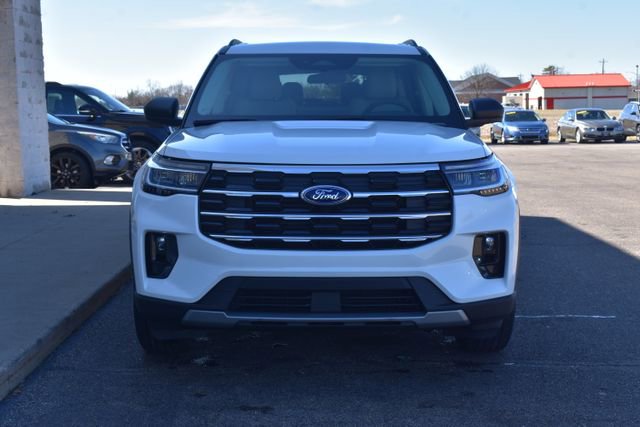 New 2026 Ford Explorer Active w/ Active Comfort Package image 8