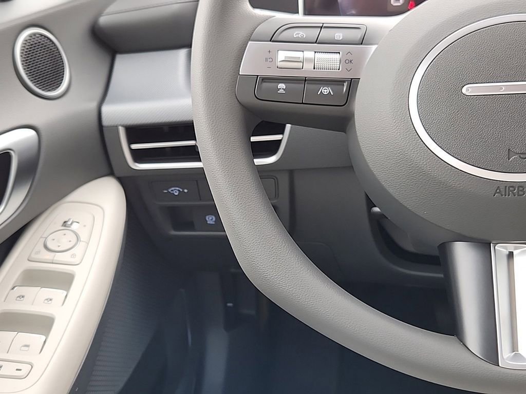 Used 2024 Hyundai Sonata SEL image 17