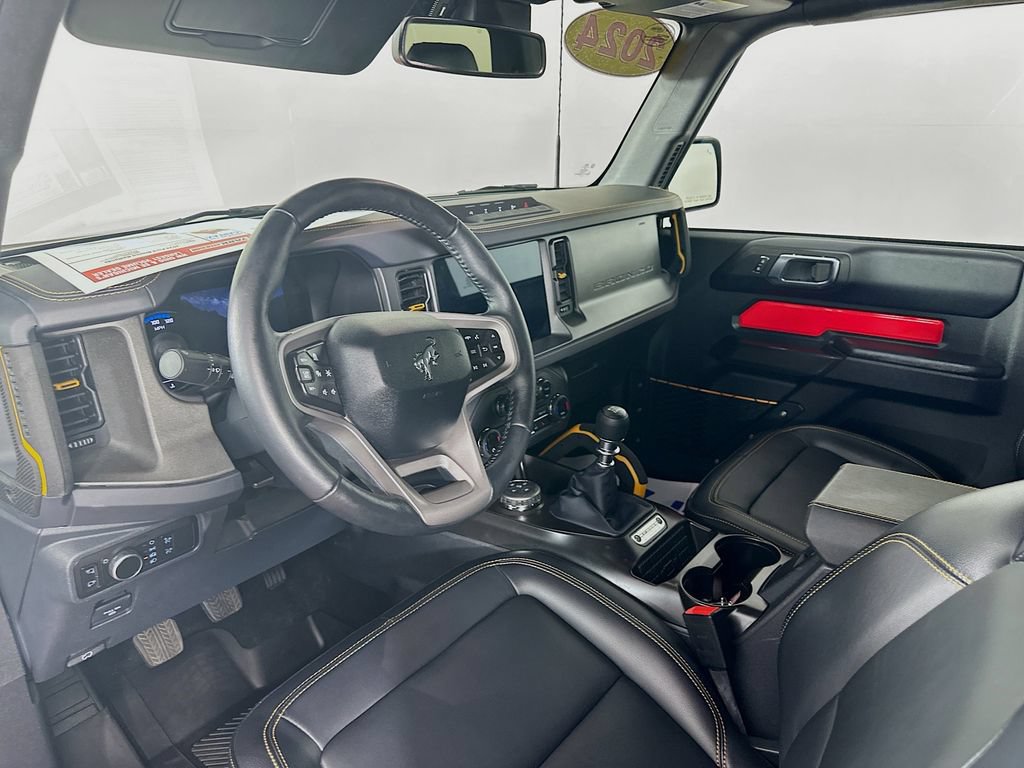 Used 2024 Ford Bronco Badlands w/ Sasquatch Package AWD/4WD image 14