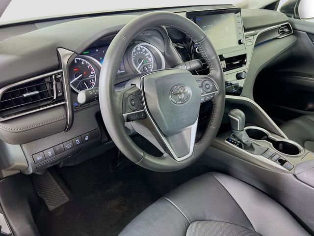 Used 2024 Toyota Camry XLE w/ Cold Weather Package image 17