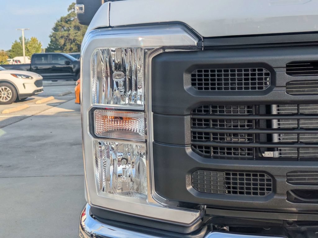 New 2027 Ford F250 XL w/ 360-Degree Camera Package AWD/4WD image 9