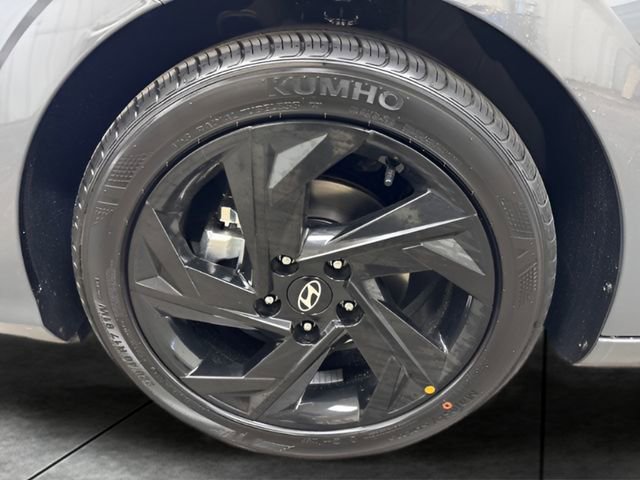 New 2026 Hyundai Elantra Sport image 25