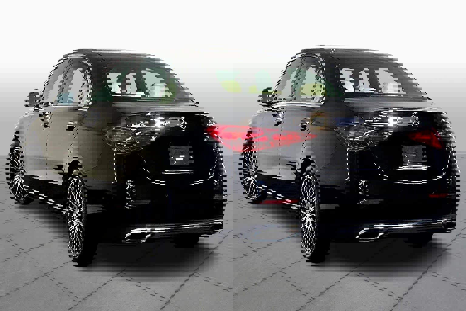 Used 2022 Mercedes-Benz C 300 4MATIC Sedan image 12