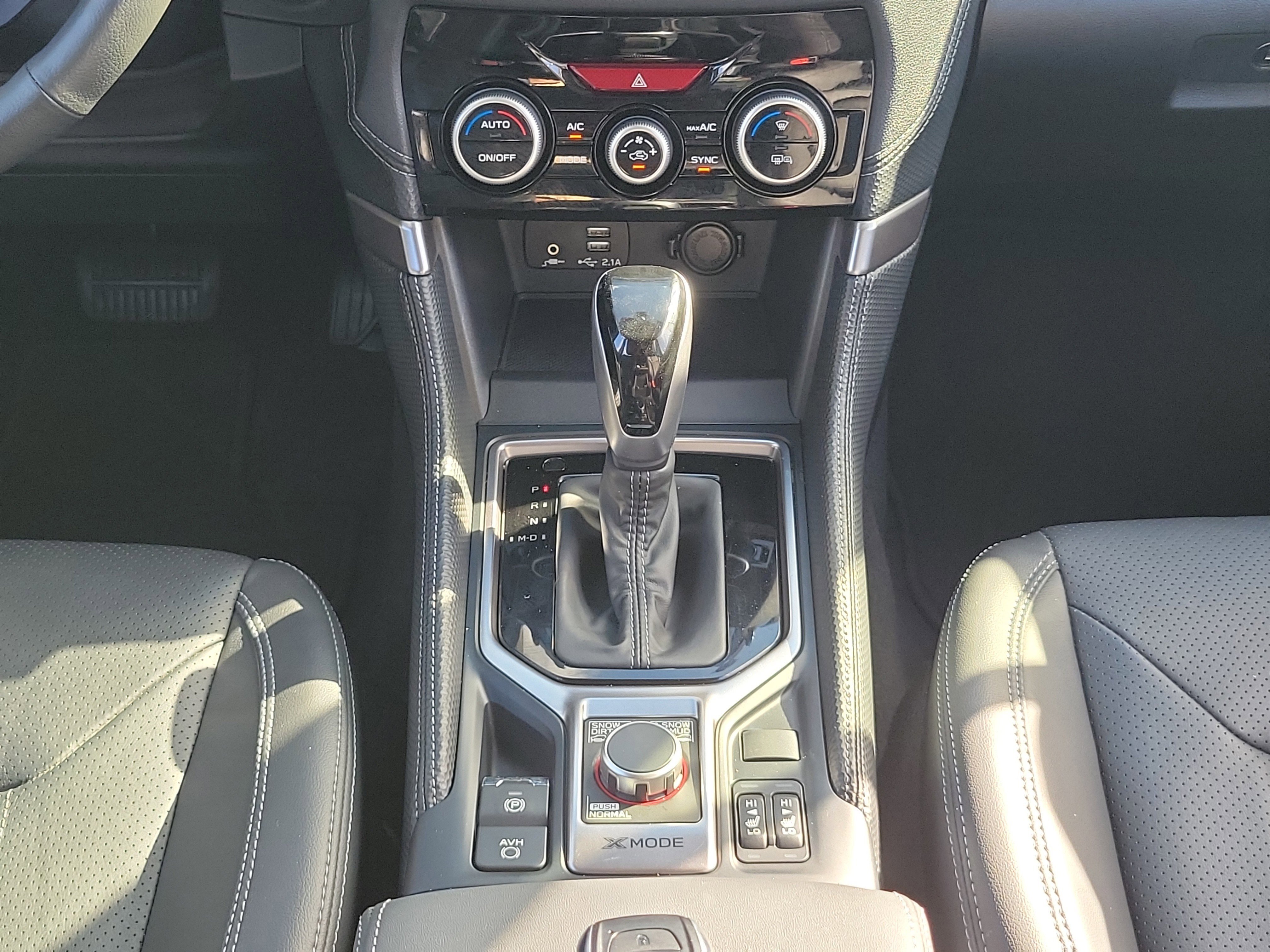 Certified 2022 Subaru Forester Limited w/ Popular Package #3 image 18