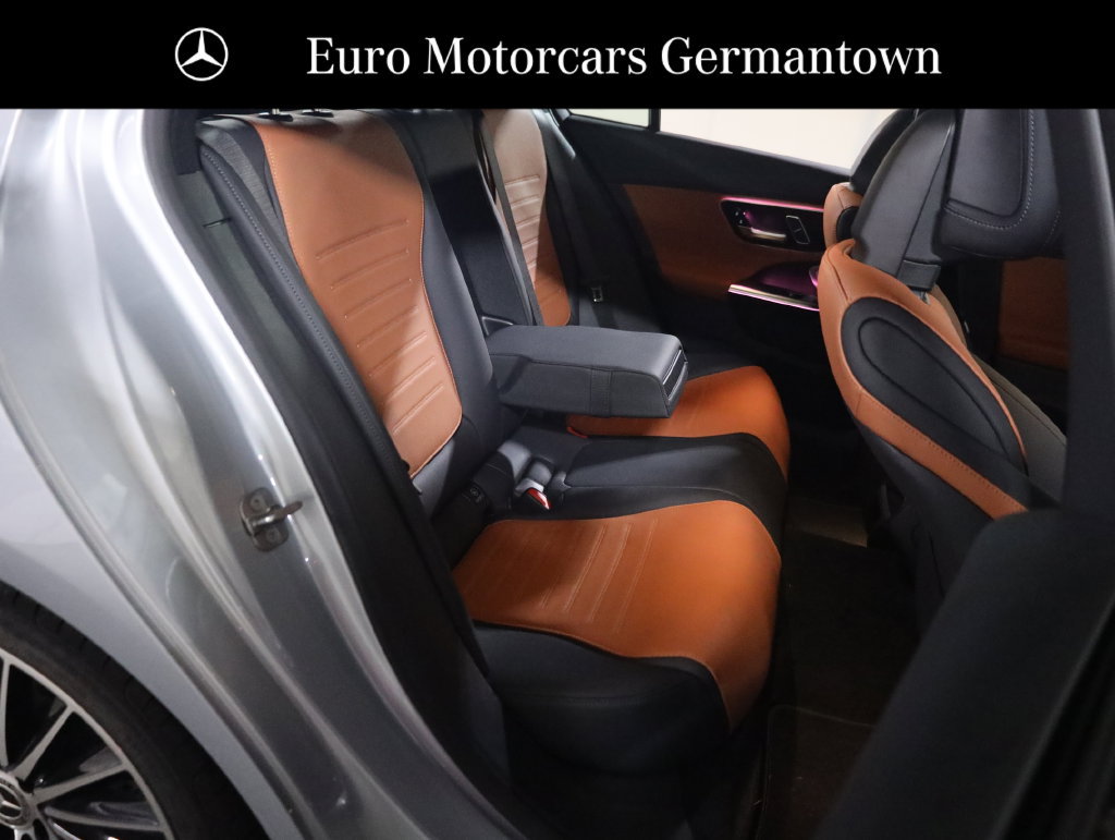 Used 2026 Mercedes-Benz C 300 4MATIC Sedan image 29