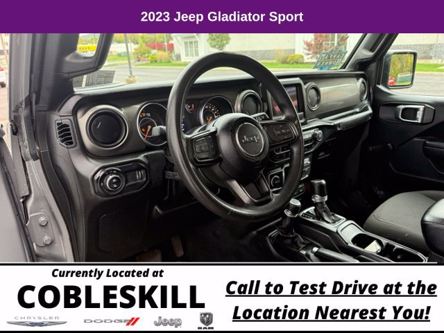 Used 2023 Jeep Gladiator Sport w/ Trailer Tow Package AWD/4WD image 10