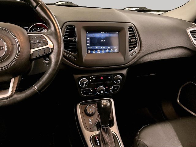 Used 2018 Jeep Compass Latitude w/ Popular Equipment Group AWD/4WD image 6