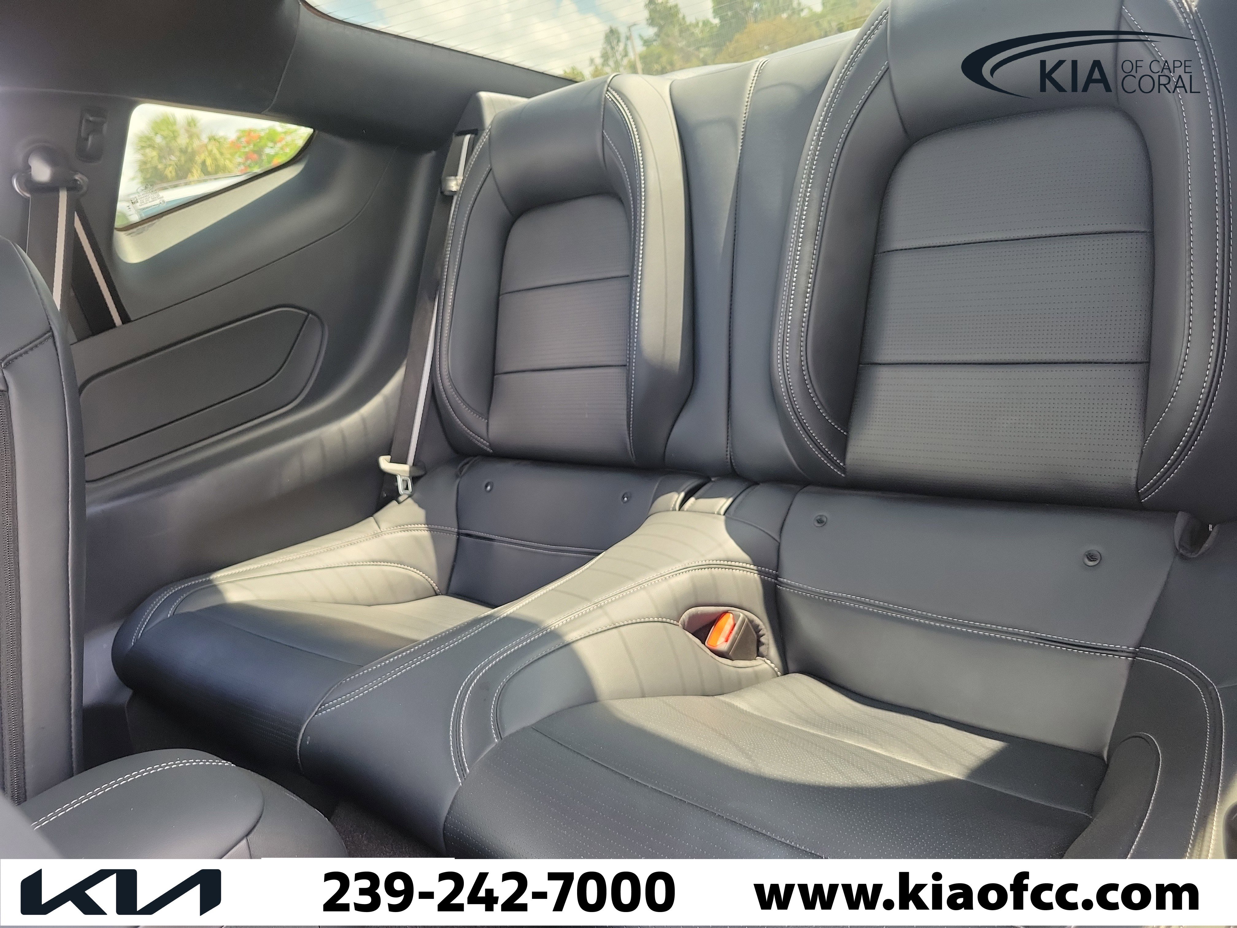 Used 2025 Ford Mustang GT Premium RWD image 14