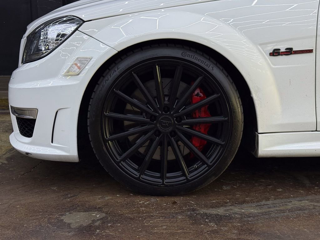 Used 2013 Mercedes-Benz C 63 AMG Coupe image 4