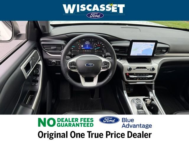 Certified 2022 Ford Explorer XLT w/ Equipment Group 202A image 7