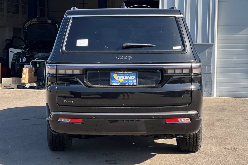 New 2026 Jeep Grand Wagoneer L 4WD w/ Premium Group I image 5