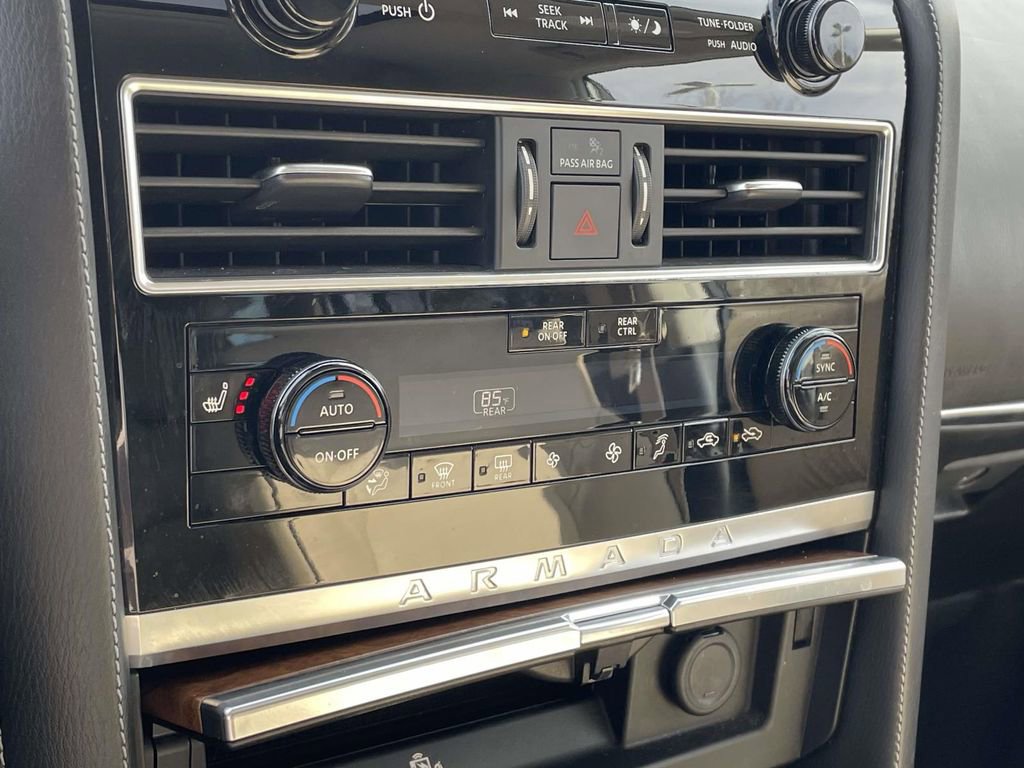 Used 2023 Nissan Armada SL w/ Captain's Chairs Package image 26