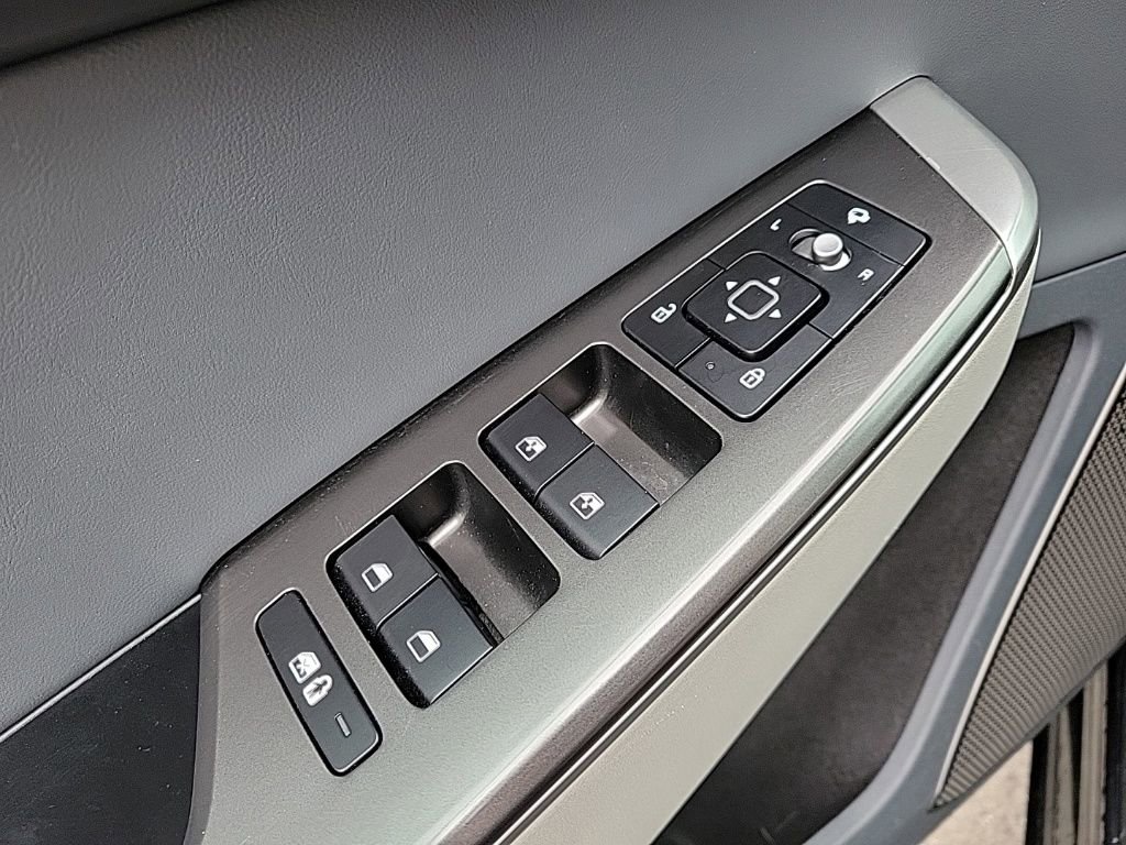 Used 2022 Kia EV6 Wind image 40