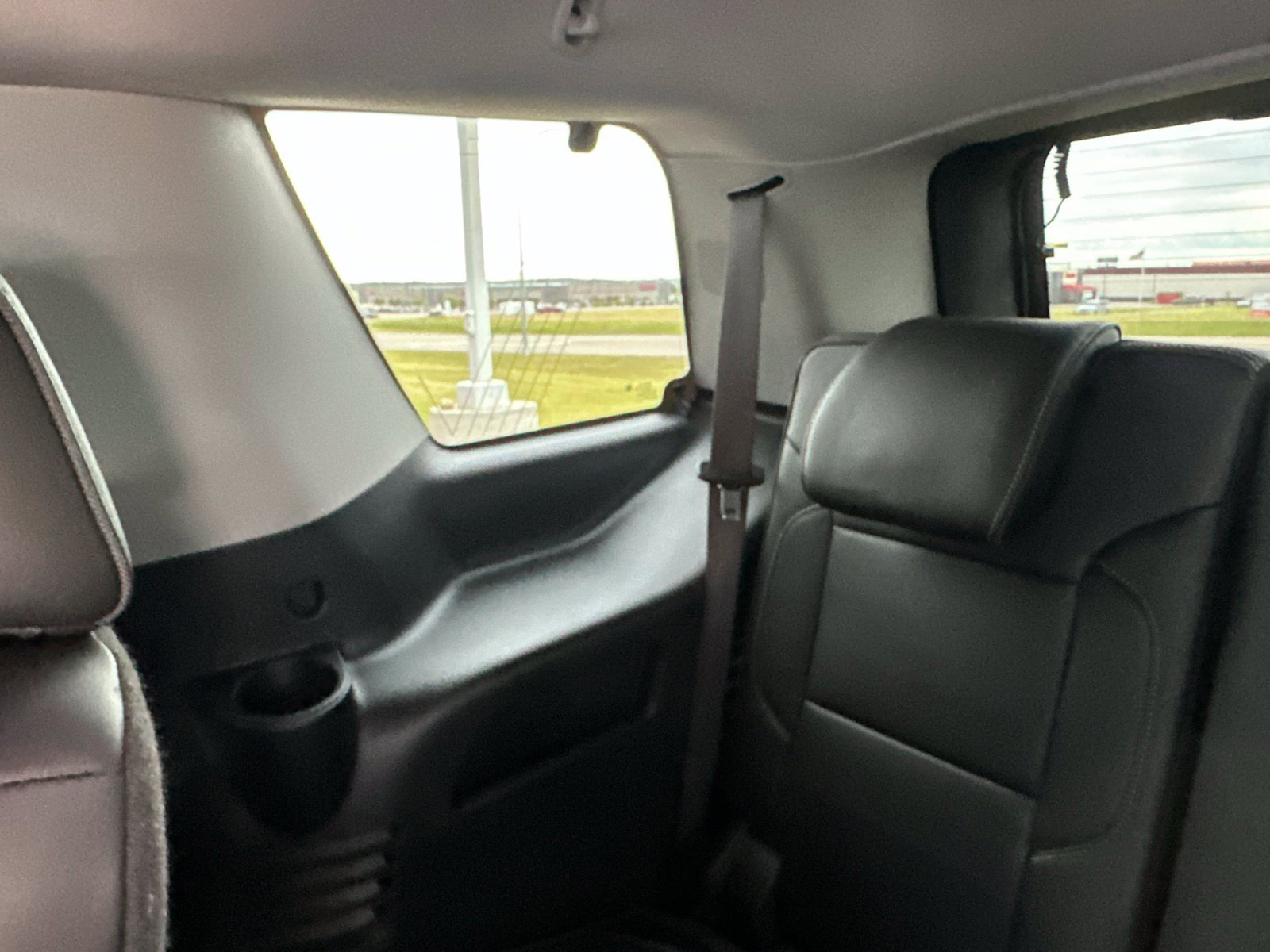 Used 2019 GMC Yukon Denali w/ Denali Ultimate Black Edition AWD/4WD image 28