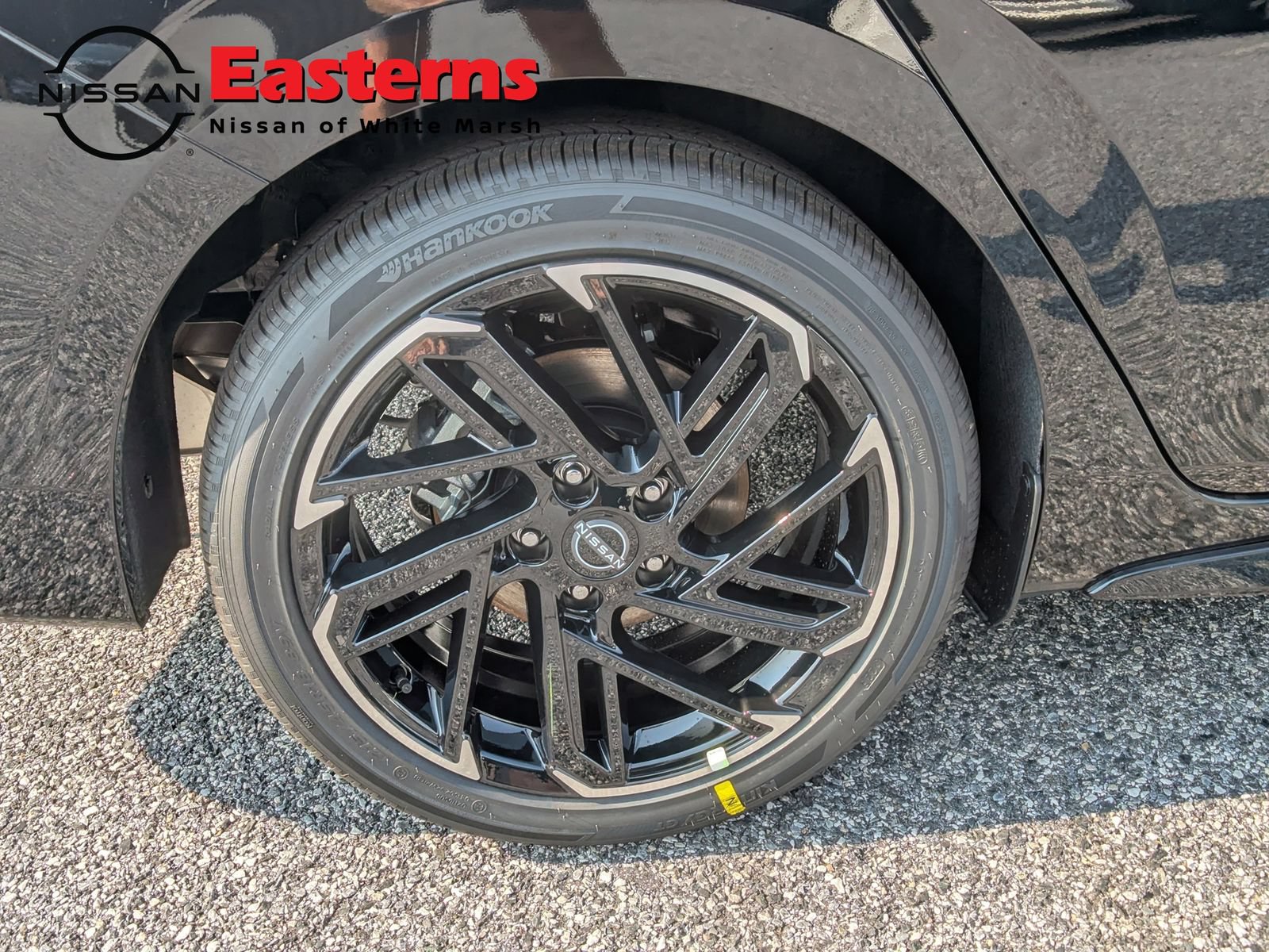 New 2026 Nissan Sentra SR w/ SR Premium Package FWD image 25
