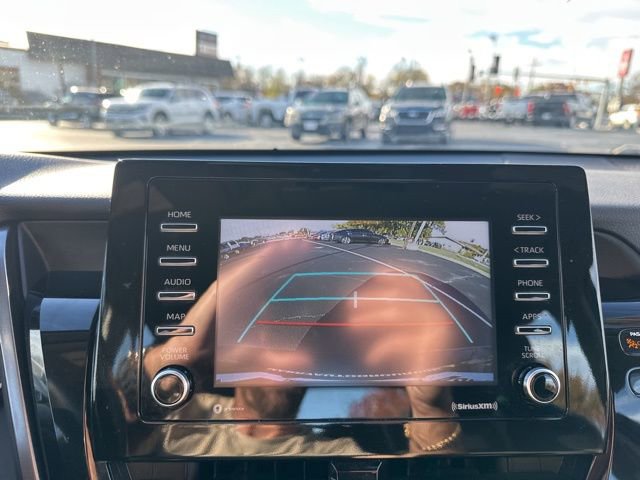 Used 2023 Toyota Camry SE image 19