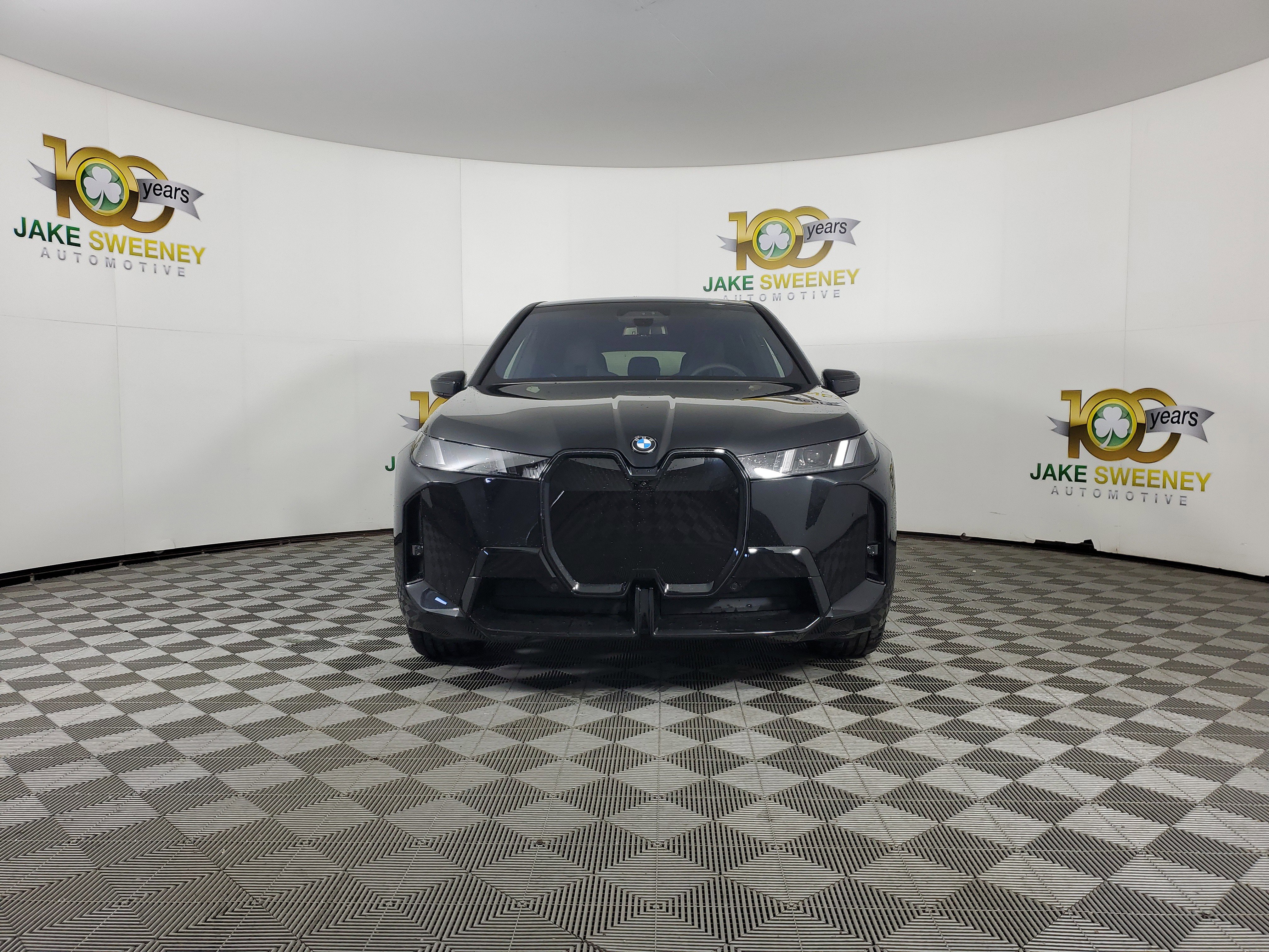 New 2026 BMW iX xDrive45 w/ M Sport Package image 2