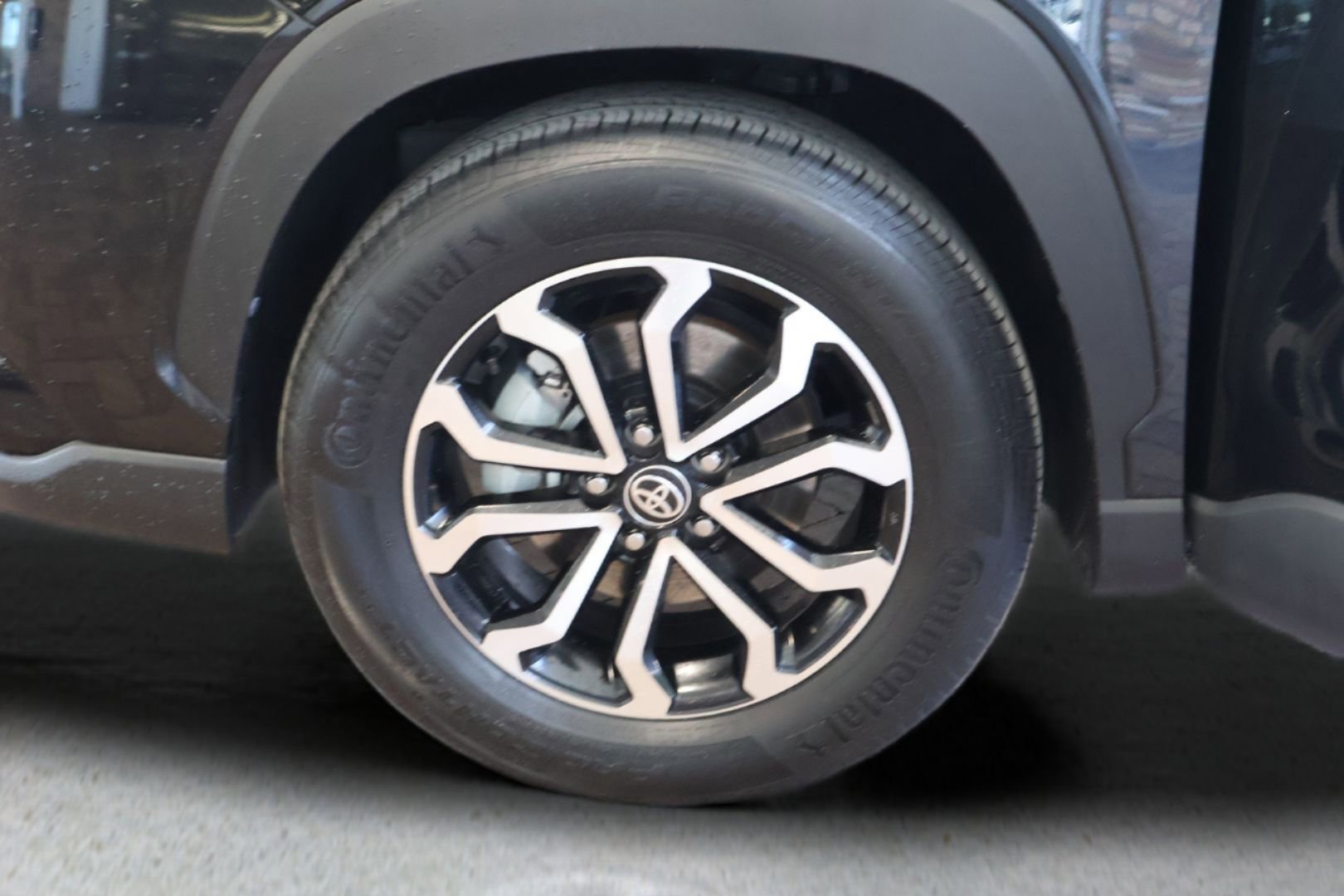 Used 2023 Toyota Corolla Cross S image 9