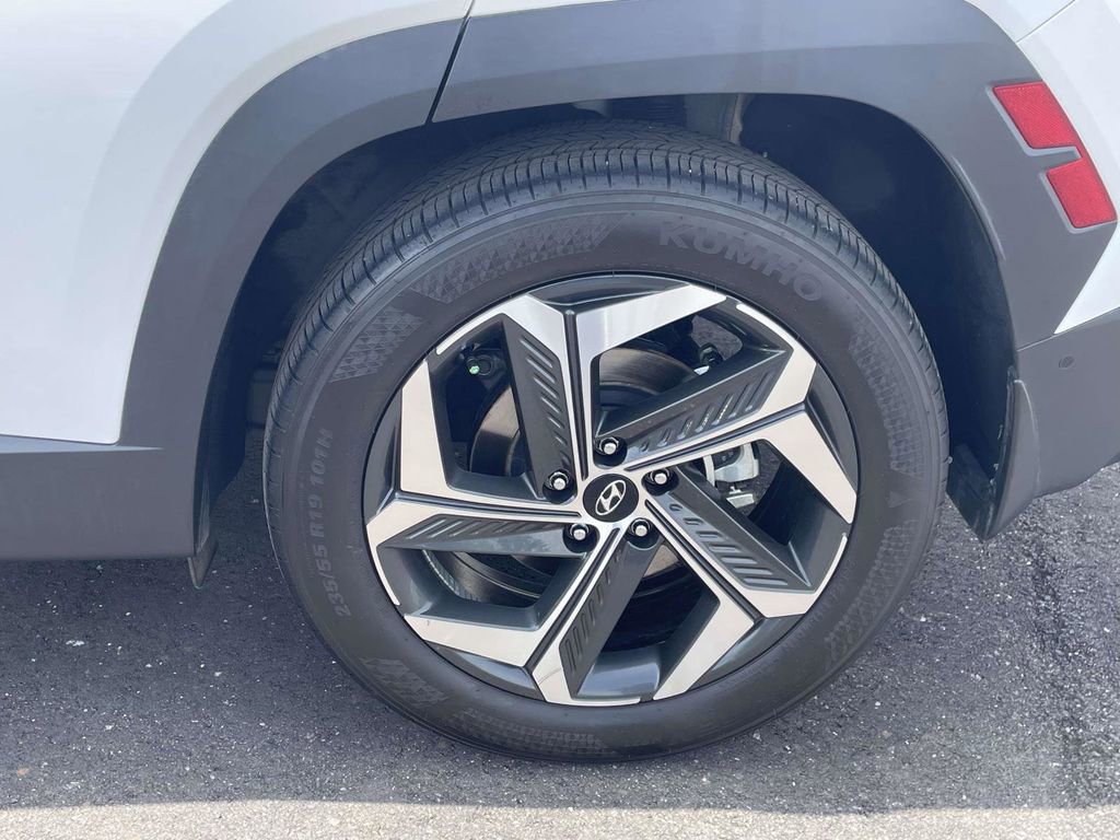 Certified 2023 Hyundai Tucson Limited w/ Cargo Package FWD image 29