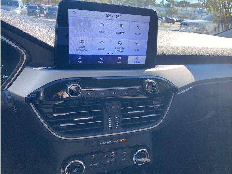 Used 2022 Ford Escape SE image 20