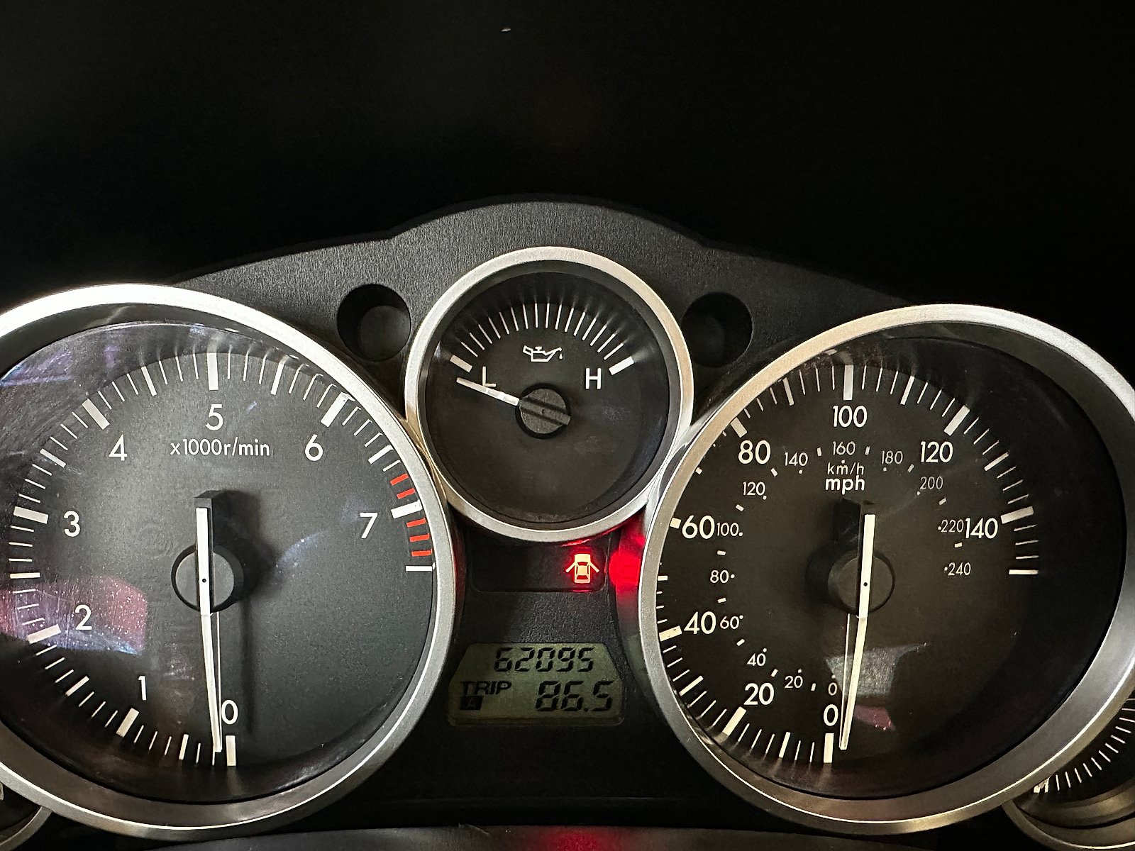 Used 2007 MAZDA MX-5 Miata Sport RWD image 14
