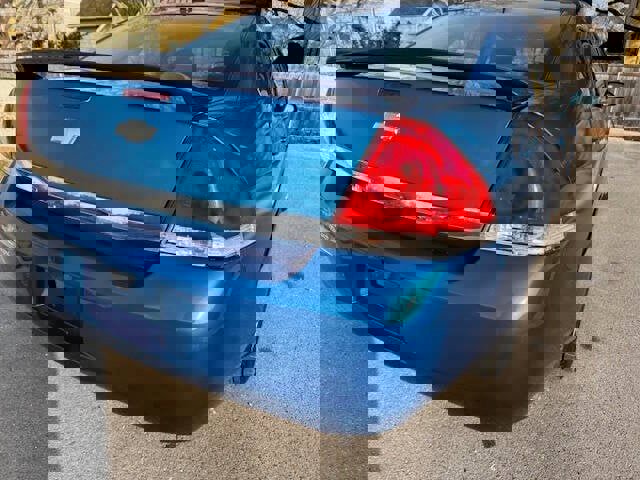 Used 2010 Chevrolet Impala LT image 10