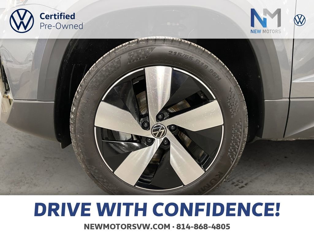 Certified 2025 Volkswagen Taos S image 14