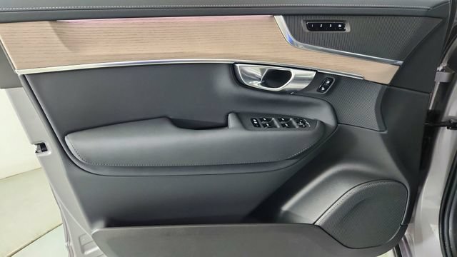 New 2026 Volvo XC90 B6 Core AWD/4WD image 9