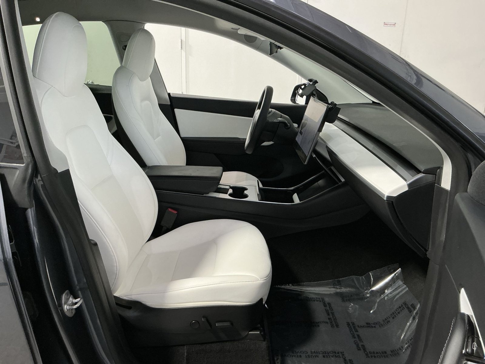 Used 2020 Tesla Model Y Long Range AWD/4WD image 27