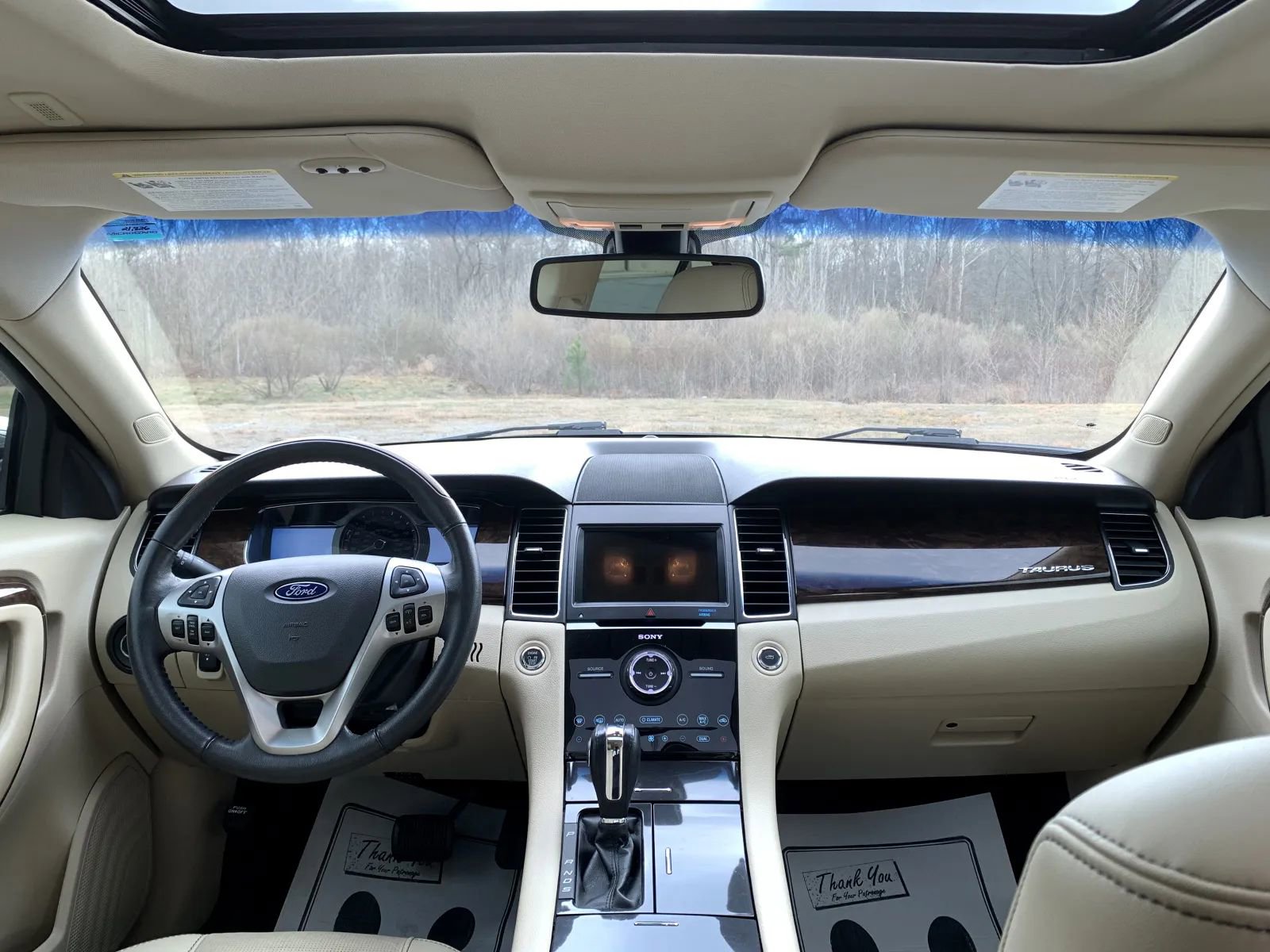 Used 2018 Ford Taurus Limited w/ Driver Assist Package image 10