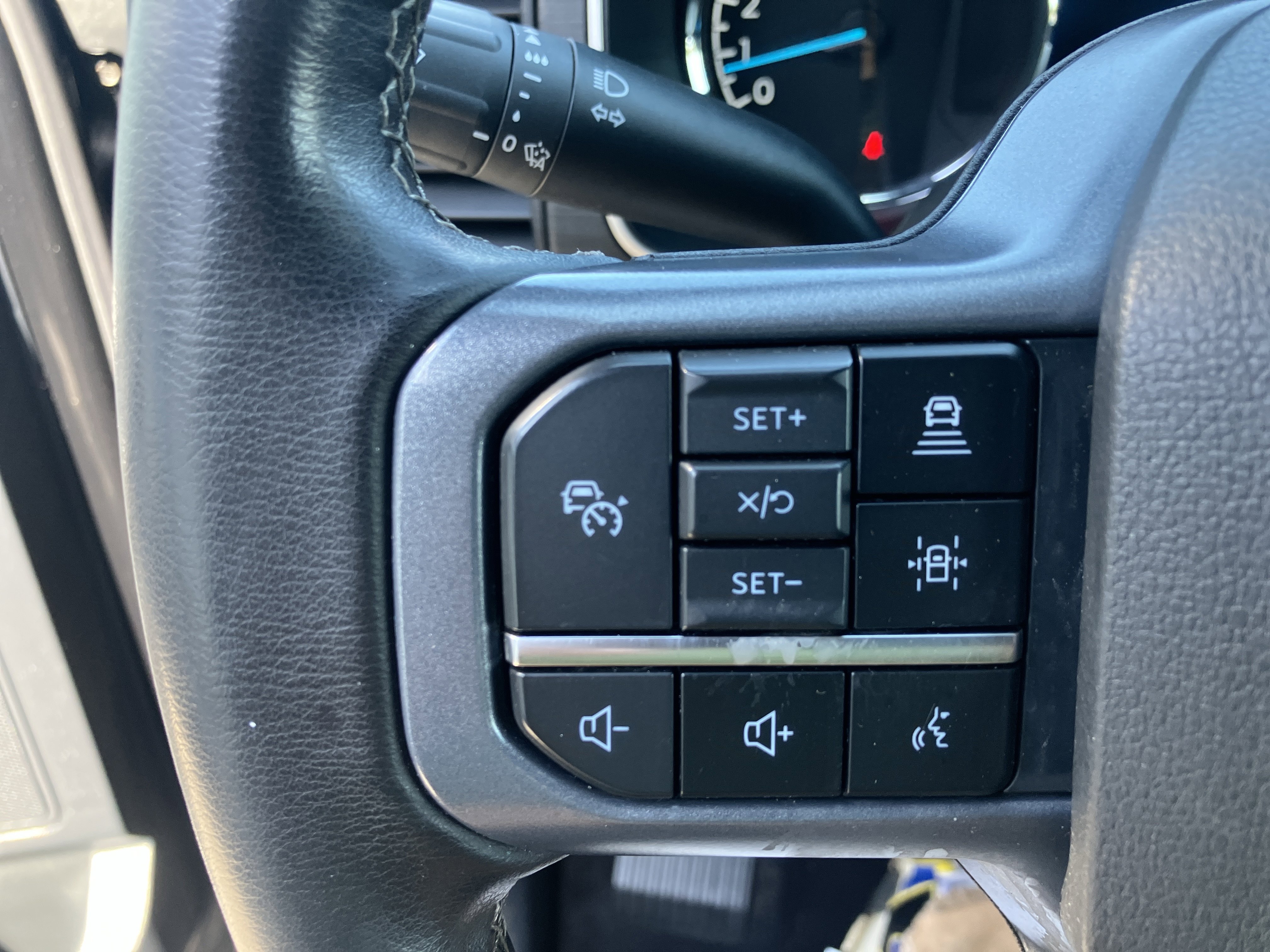 Used 2023 Ford F150 XLT w/ Equipment Group 302A High AWD/4WD image 25