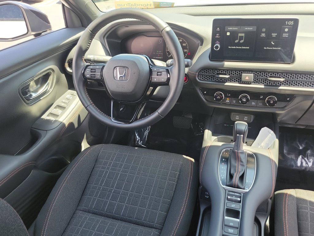 Used 2027 Honda HR-V Sport image 12