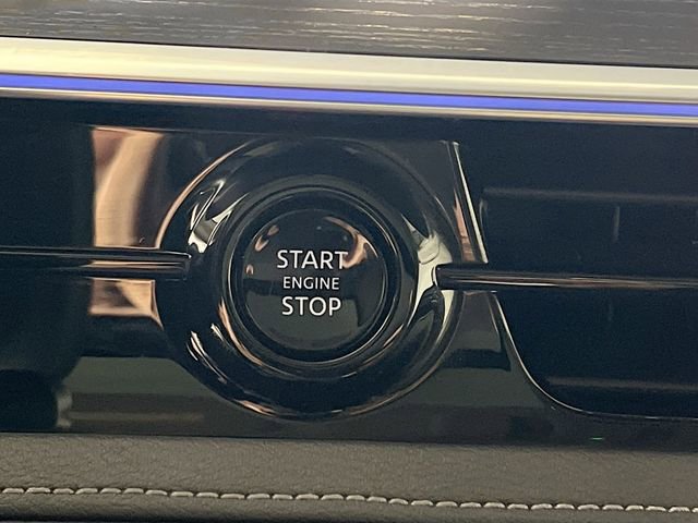 Used 2025 INFINITI QX80 Sensory AWD/4WD image 19