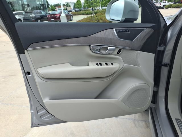 Used 2023 Volvo XC90 B6 Plus w/ Protection Package Premier image 14