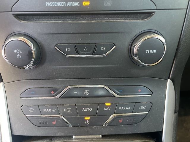 Used 2017 Ford Edge SEL w/ Equipment Group 201A AWD/4WD image 10