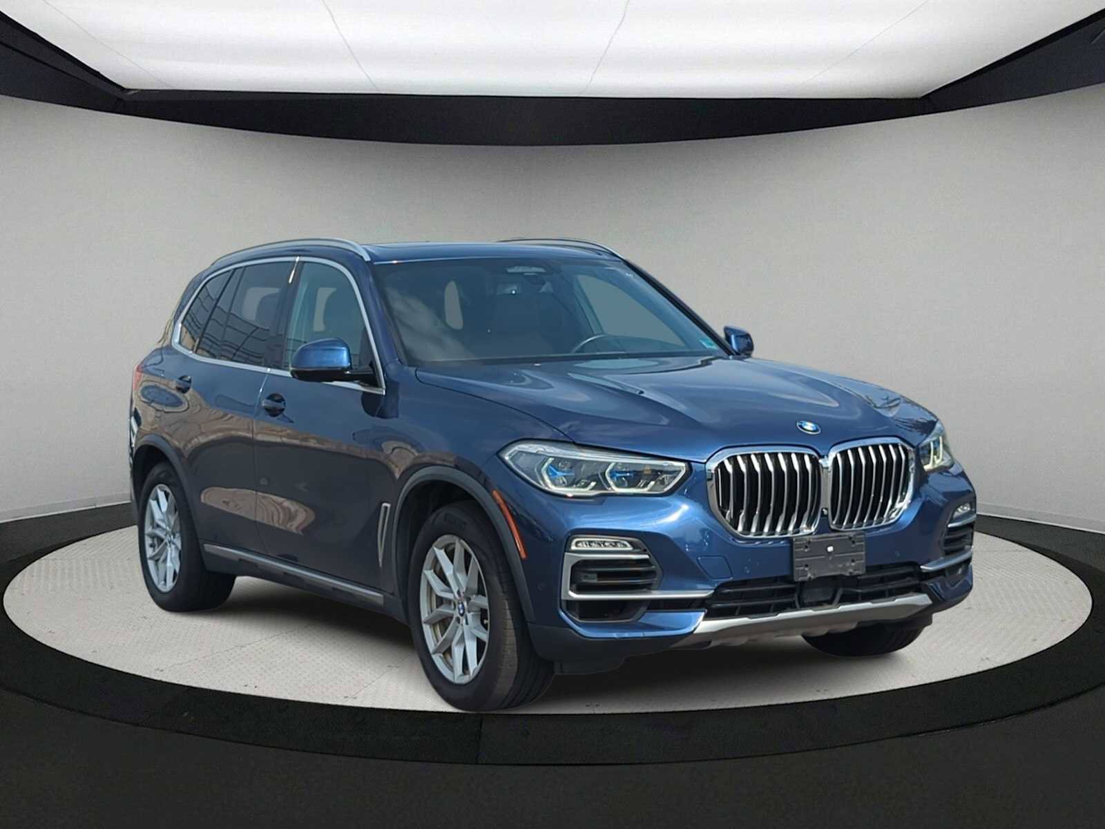 Used 2019 BMW X5 xDrive50i image 2
