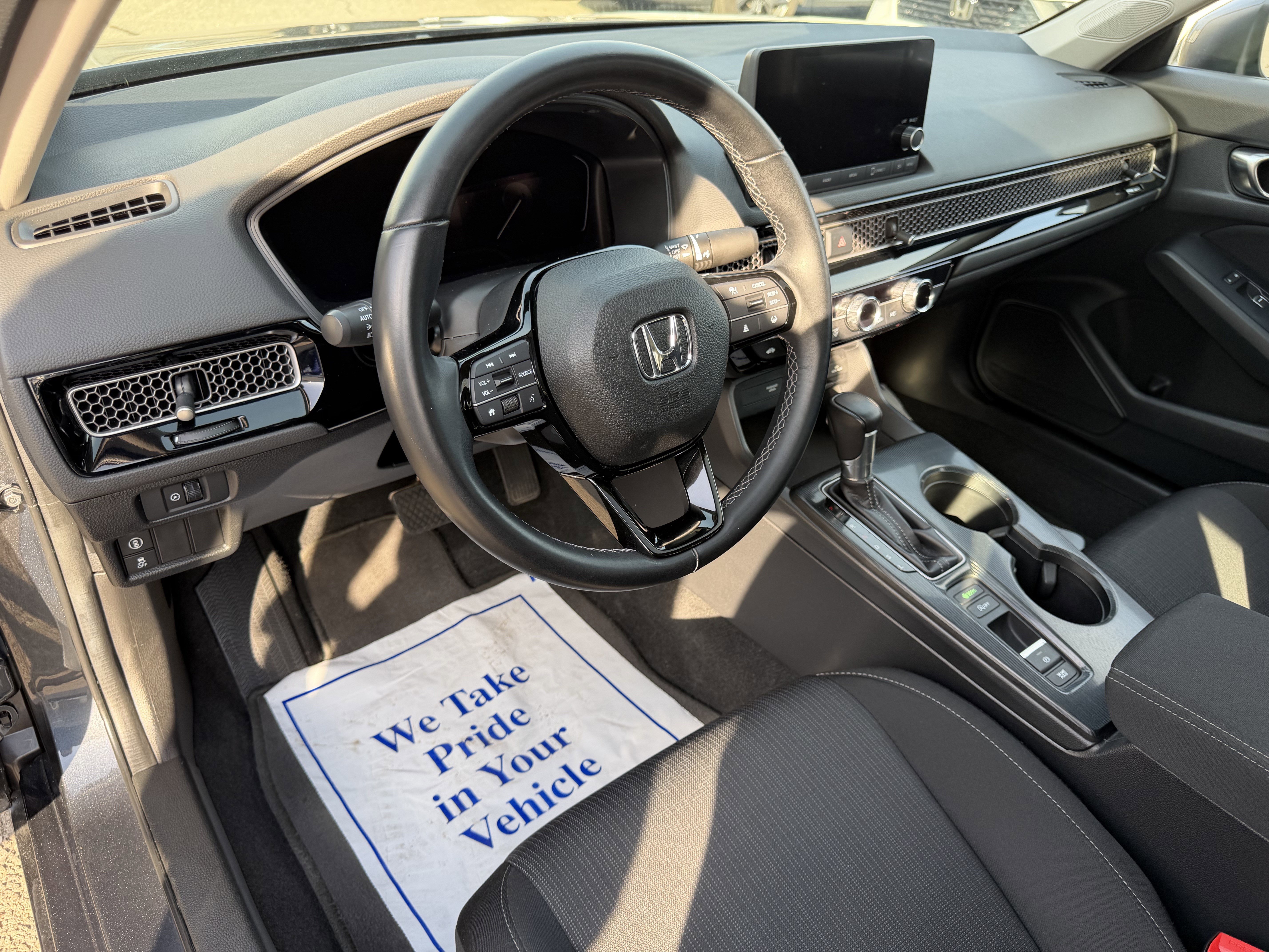 Used 2022 Honda Civic EX image 13