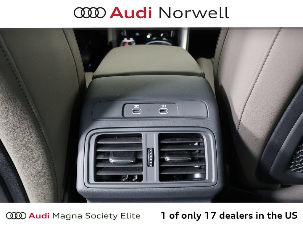 Used 2025 Audi Q5 Premium w/ Convenience Package AWD/4WD image 24