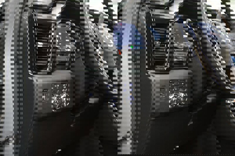 Used 2024 GMC Sierra 2500 AT4 w/ AT4 Premium Plus Package image 27