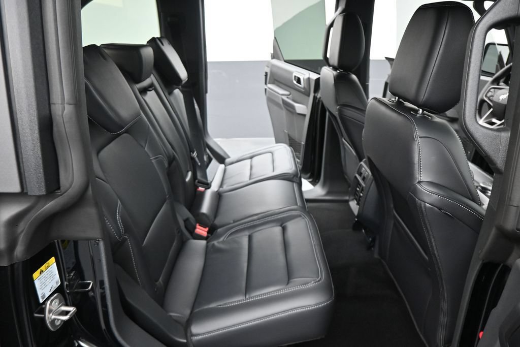 New 2026 Ford Bronco Outer Banks AWD/4WD image 15