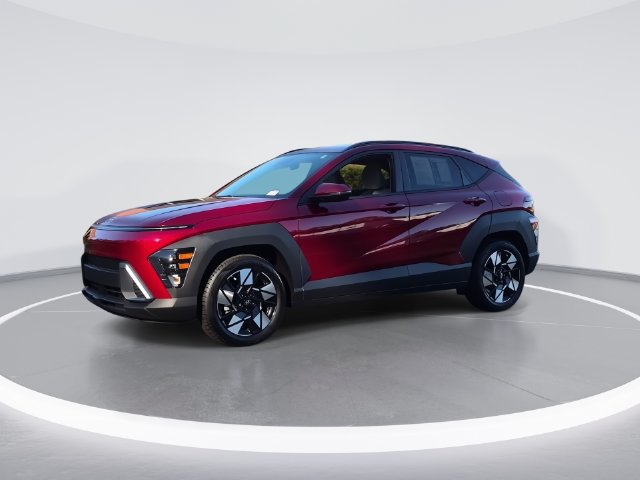 Used 2025 Hyundai Kona SEL FWD image 4