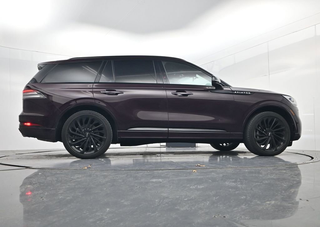 Used 2023 Lincoln Aviator Black Label w/ Jet Package image 46