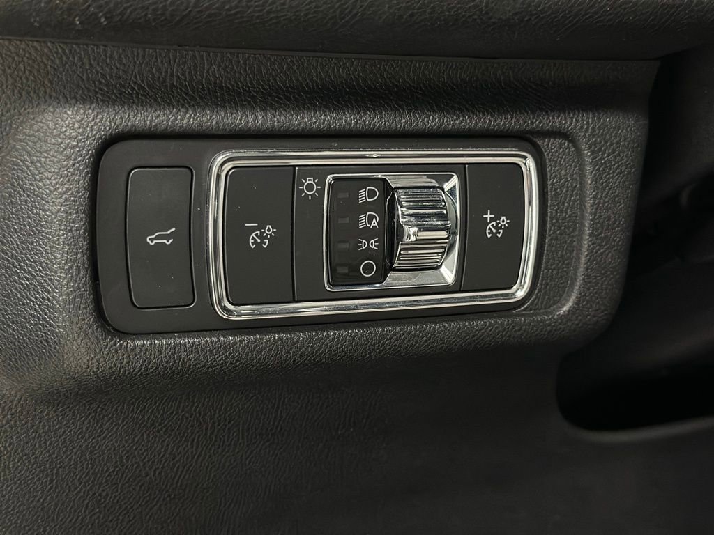 Used 2022 Lincoln Corsair FWD image 17