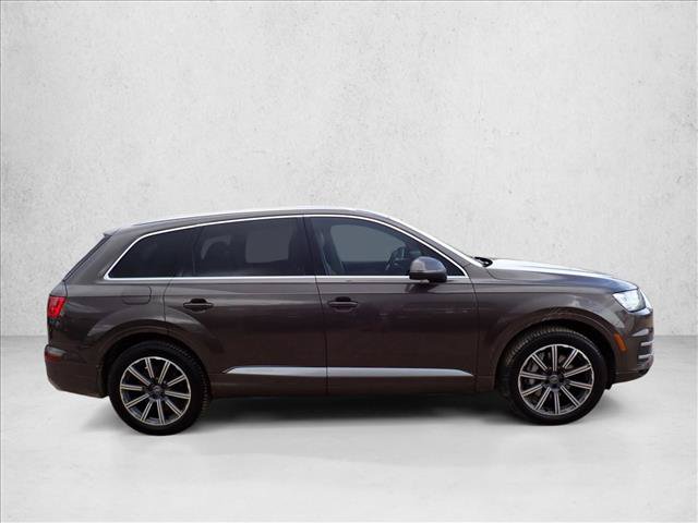 Used 2017 Audi Q7 3.0T Prestige AWD/4WD image 5