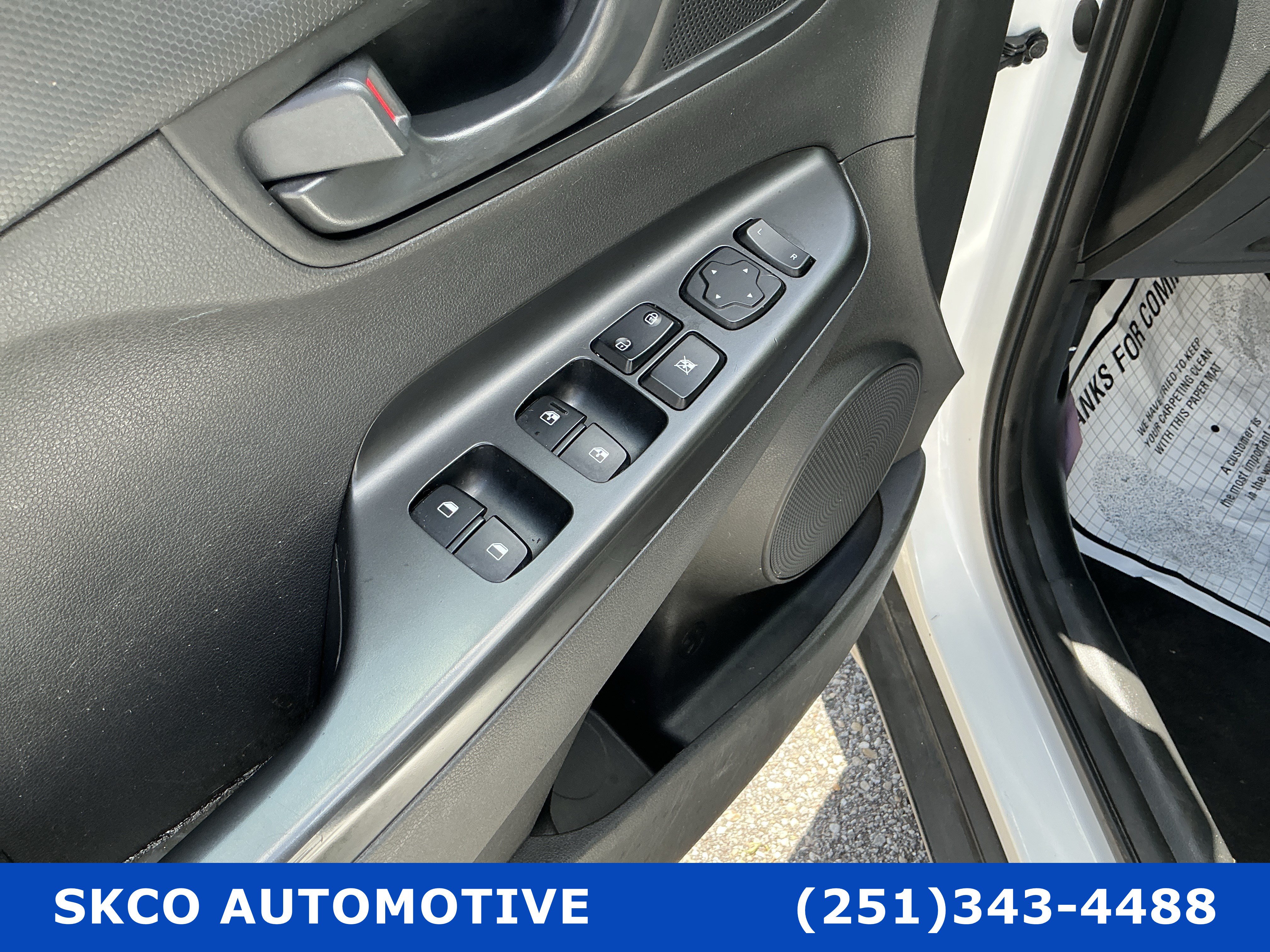 Used 2021 Hyundai Kona SEL FWD image 23