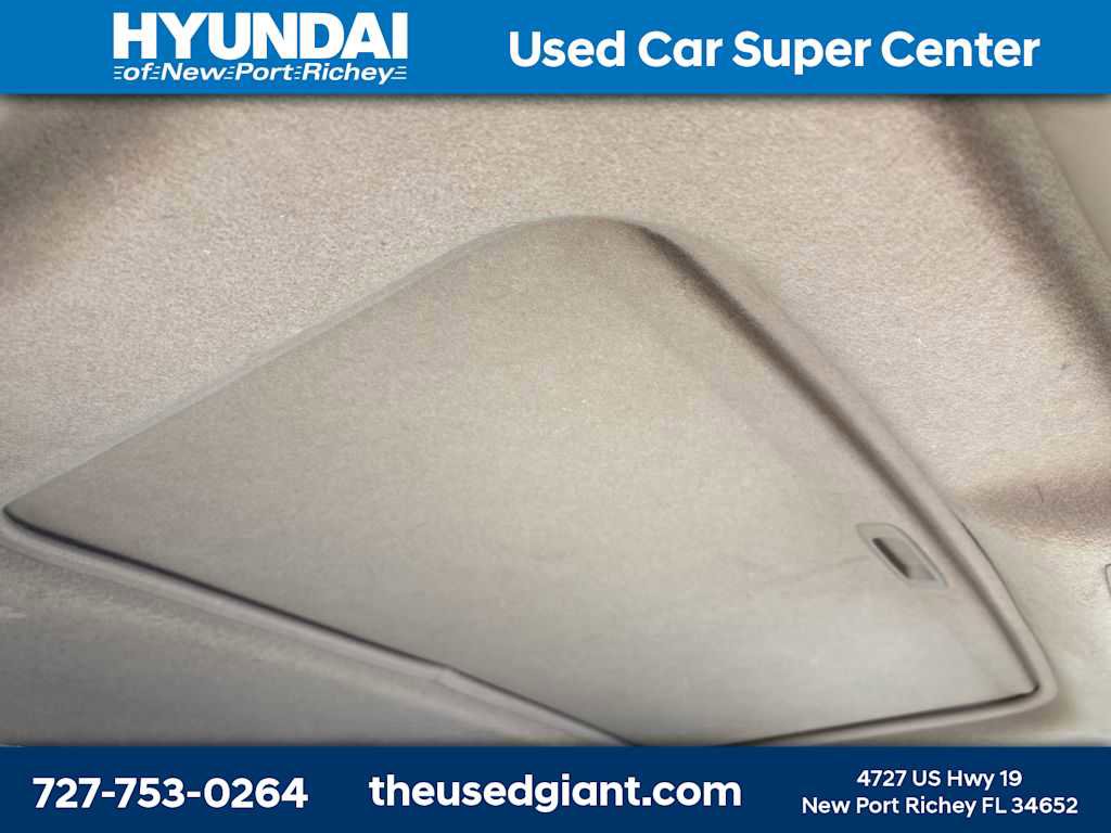 Used 2011 Toyota Highlander Limited w/ Tow Pkg image 10