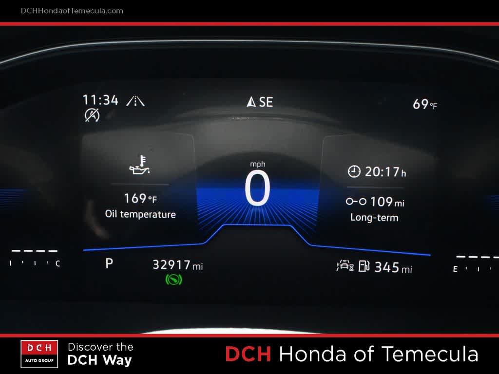 Used 2025 Volkswagen Jetta SE FWD image 10