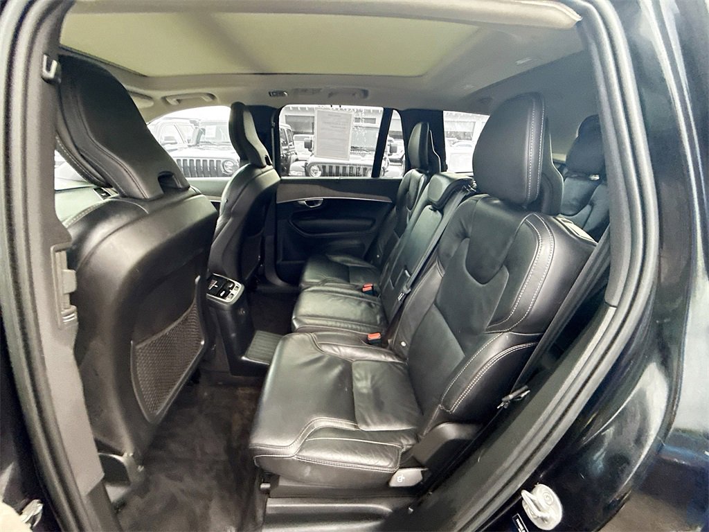 Used 2022 Volvo XC90 T8 Inscription image 27